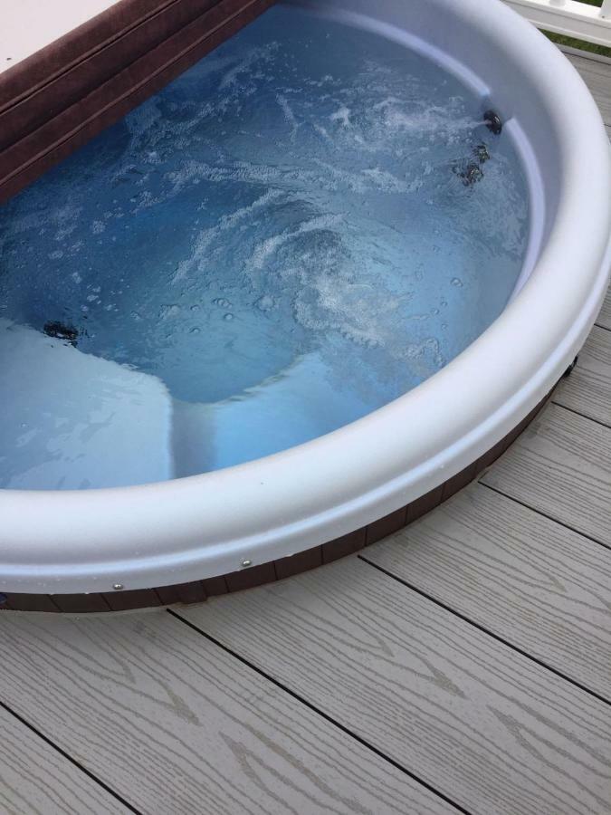 Hot Tub Hols 61 Kingfisher Court Hotell Tattershall Exteriör bild